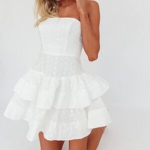 Selfie Leslie Bella Donna Strapless Frill Dress White